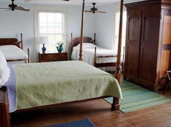 The Pelican Inn Pawleys Island Exterior photo
